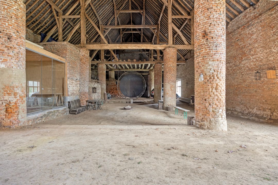 Historic Castle Farm with 61 Rooms and Park-like Grounds — 22