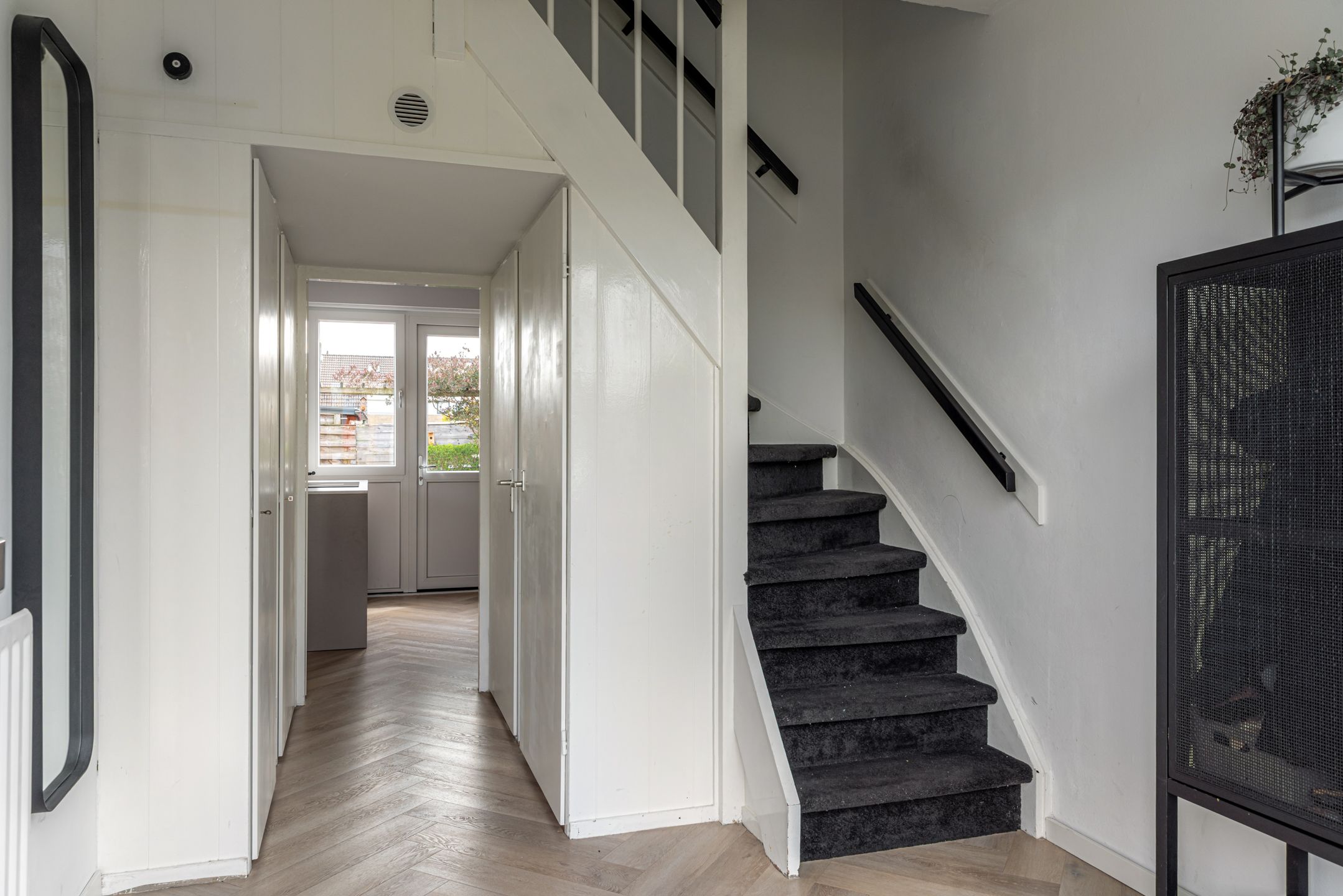 Foto 15 van E A Borgerstraat 56