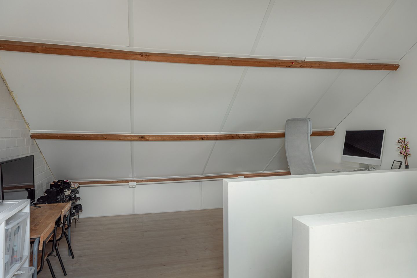 Foto 25 van E A Borgerstraat 56