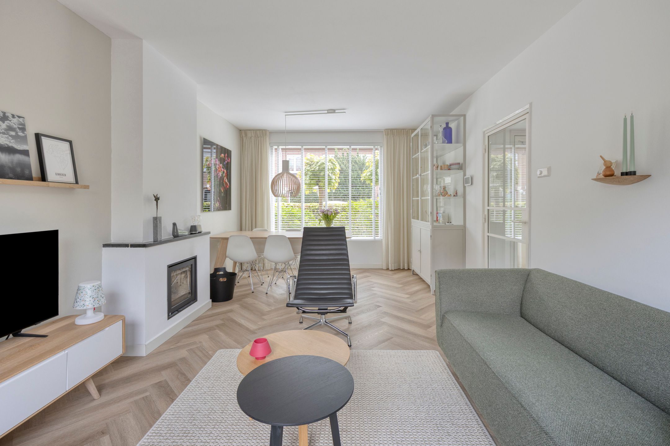 Foto 12 van van Brechtstraat 12