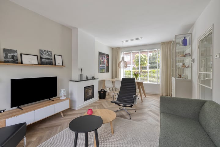 Foto 2 van van Brechtstraat 12