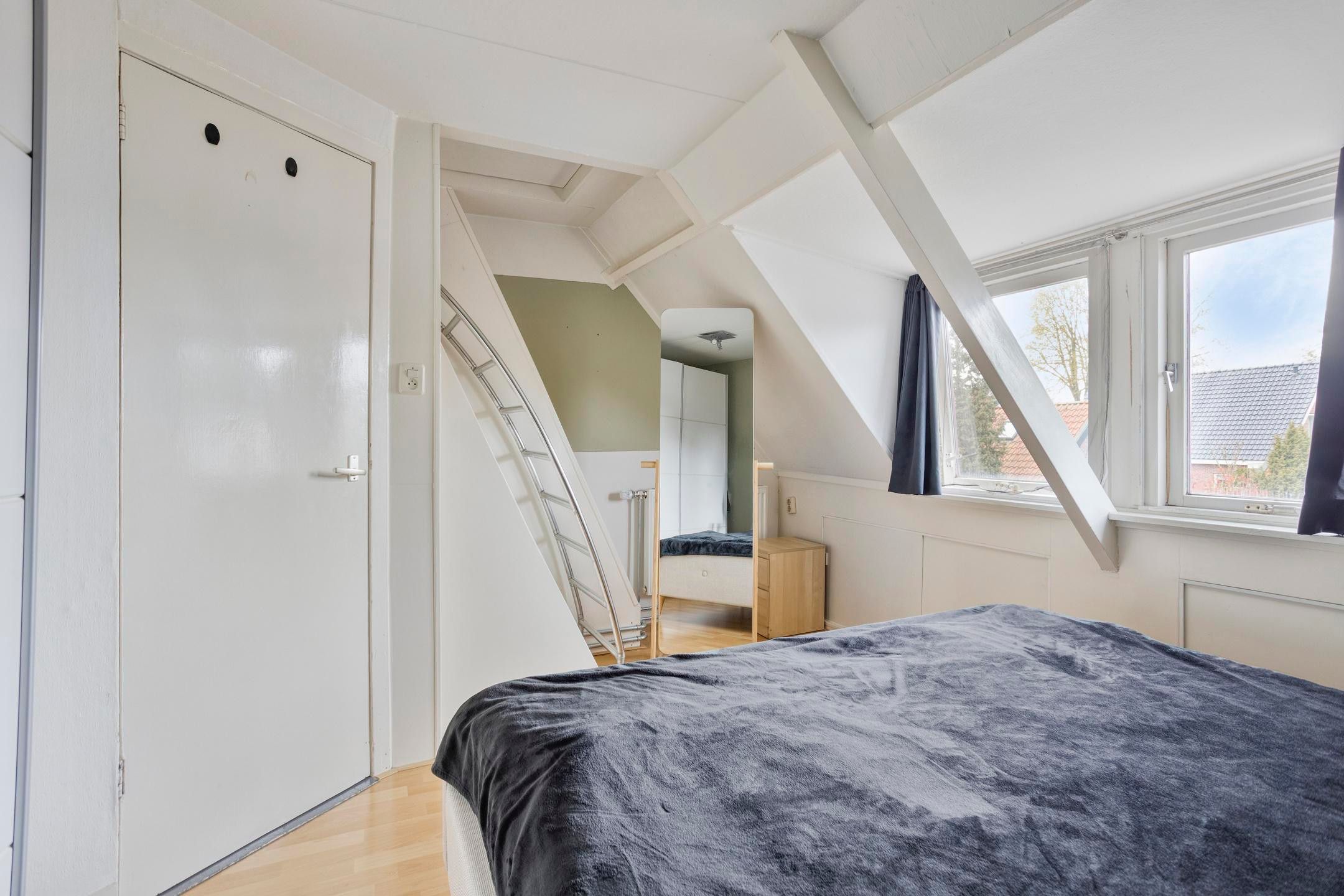 Foto 21 van van der Sluislaan 6