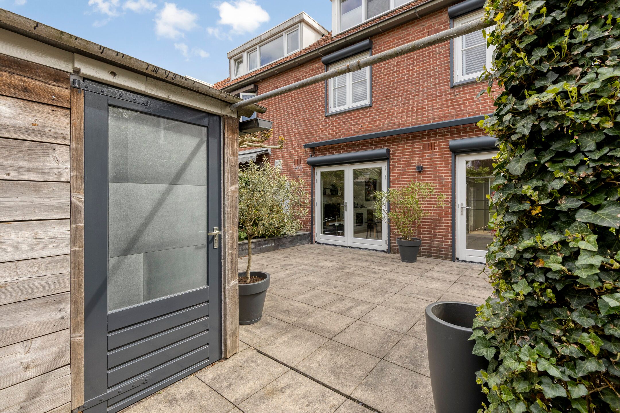 Foto 42 van van Brechtstraat 12