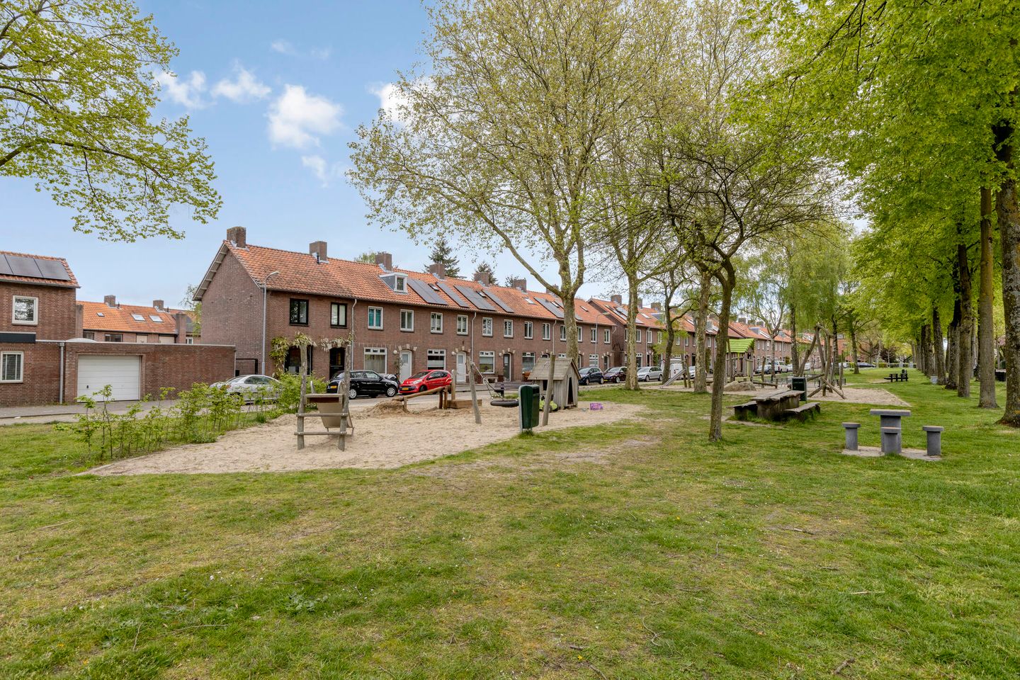 Foto 49 van van Brechtstraat 12