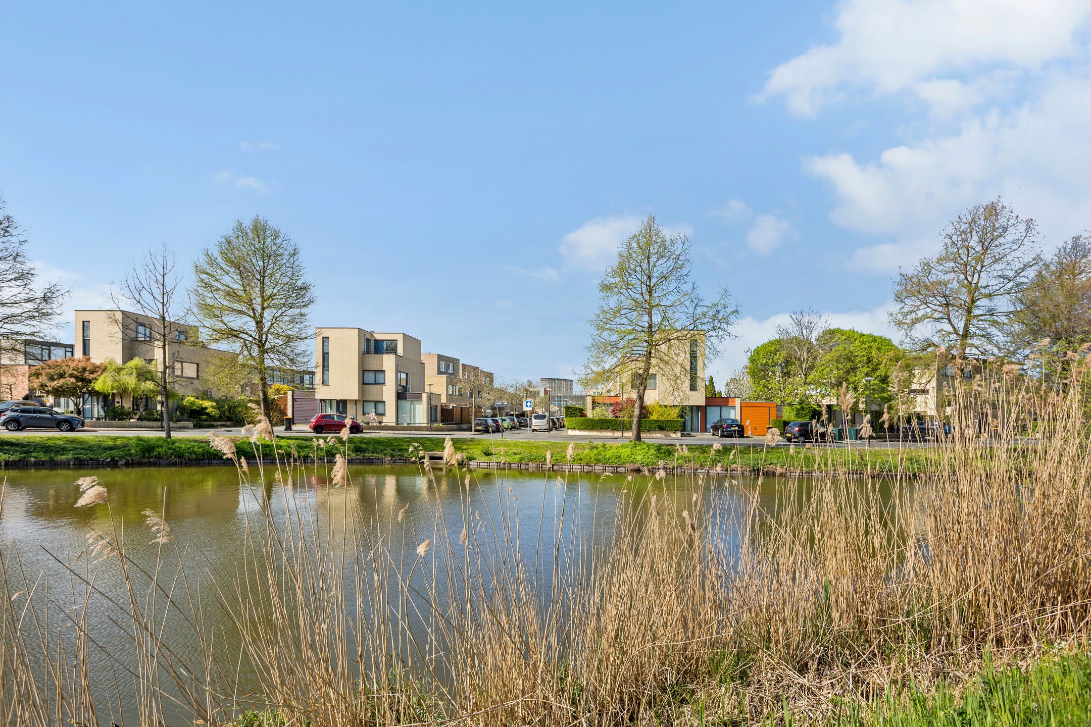 Foto 33 van Oeverbiesstraat 5