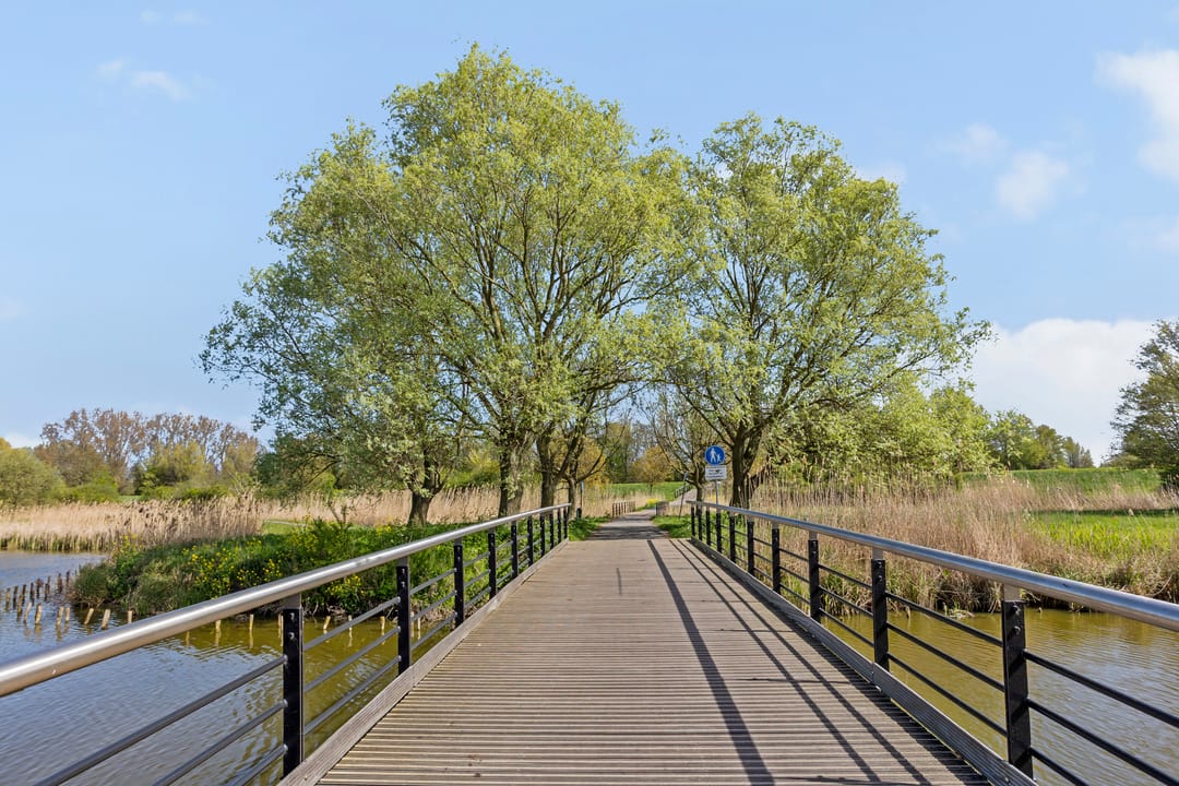 Foto 32 van Oeverbiesstraat 5