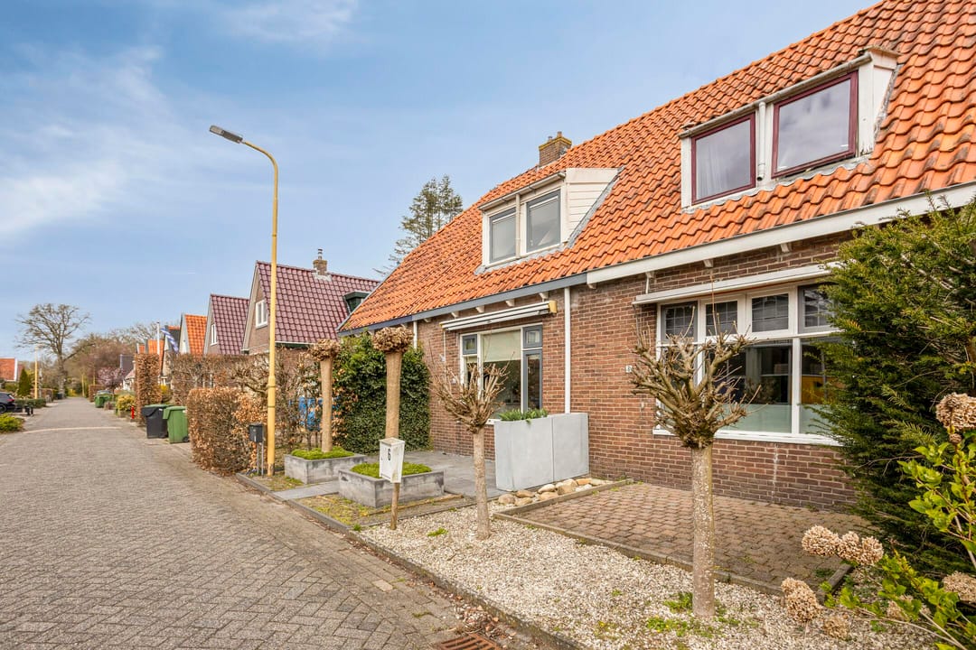 Foto 2 van van der Sluislaan 6