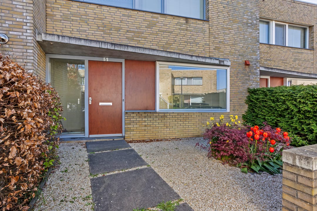 Foto 2 van Oeverbiesstraat 5