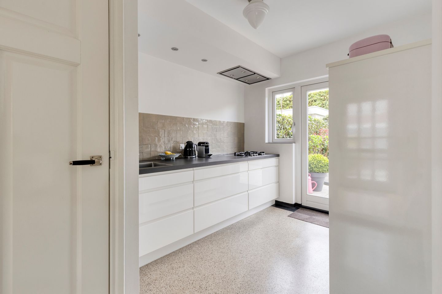 Foto 20 van van Brechtstraat 12