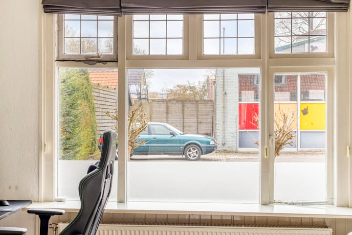 Tussenwoning te koop: van der Sluislaan 6, Heerenveen