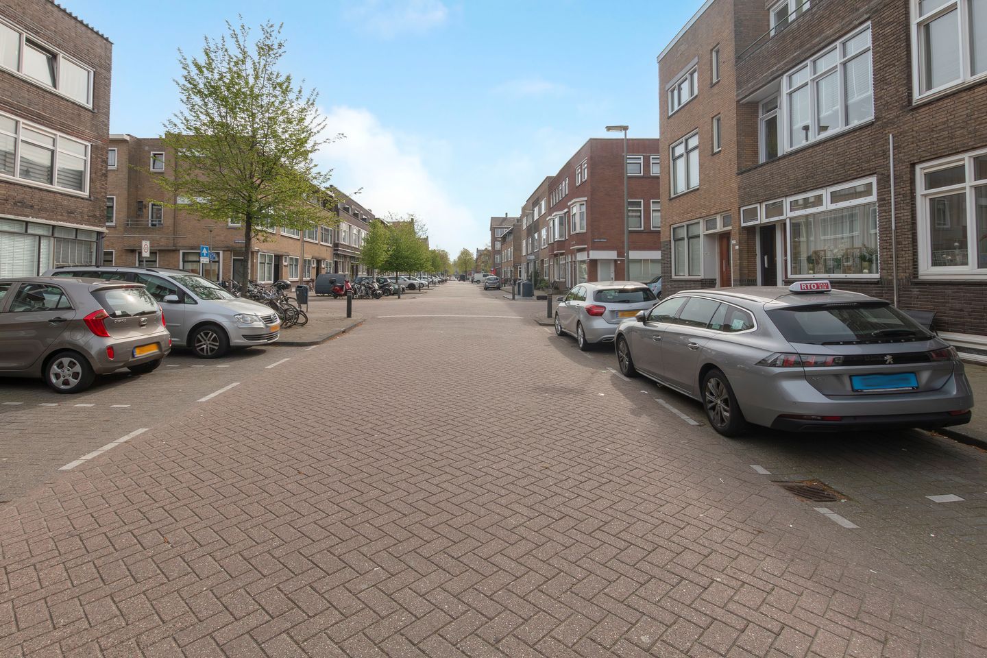 Photo 29 of Van 's-Gravesandestraat 47-B