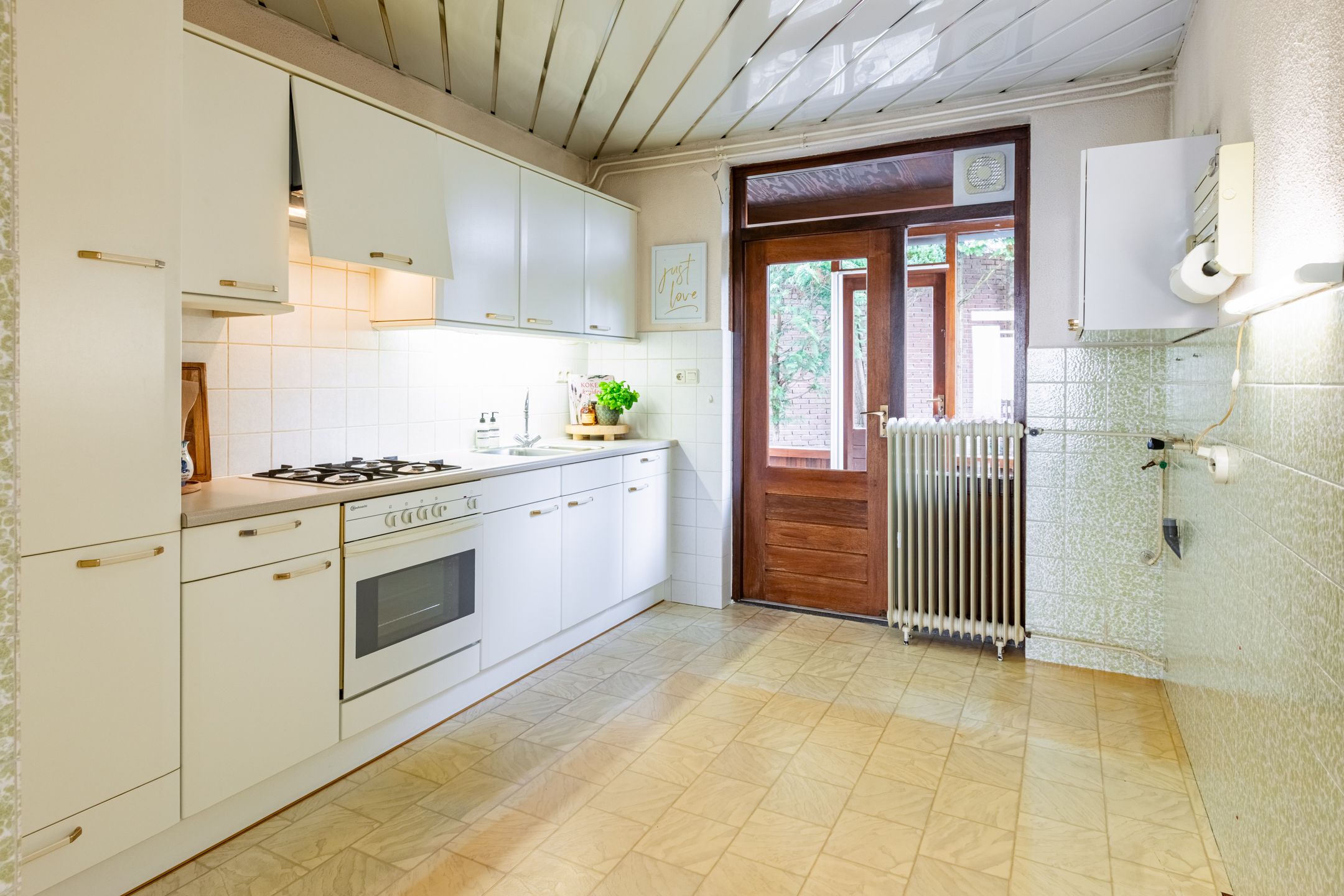 Foto 9 van Emmastraat 14-F