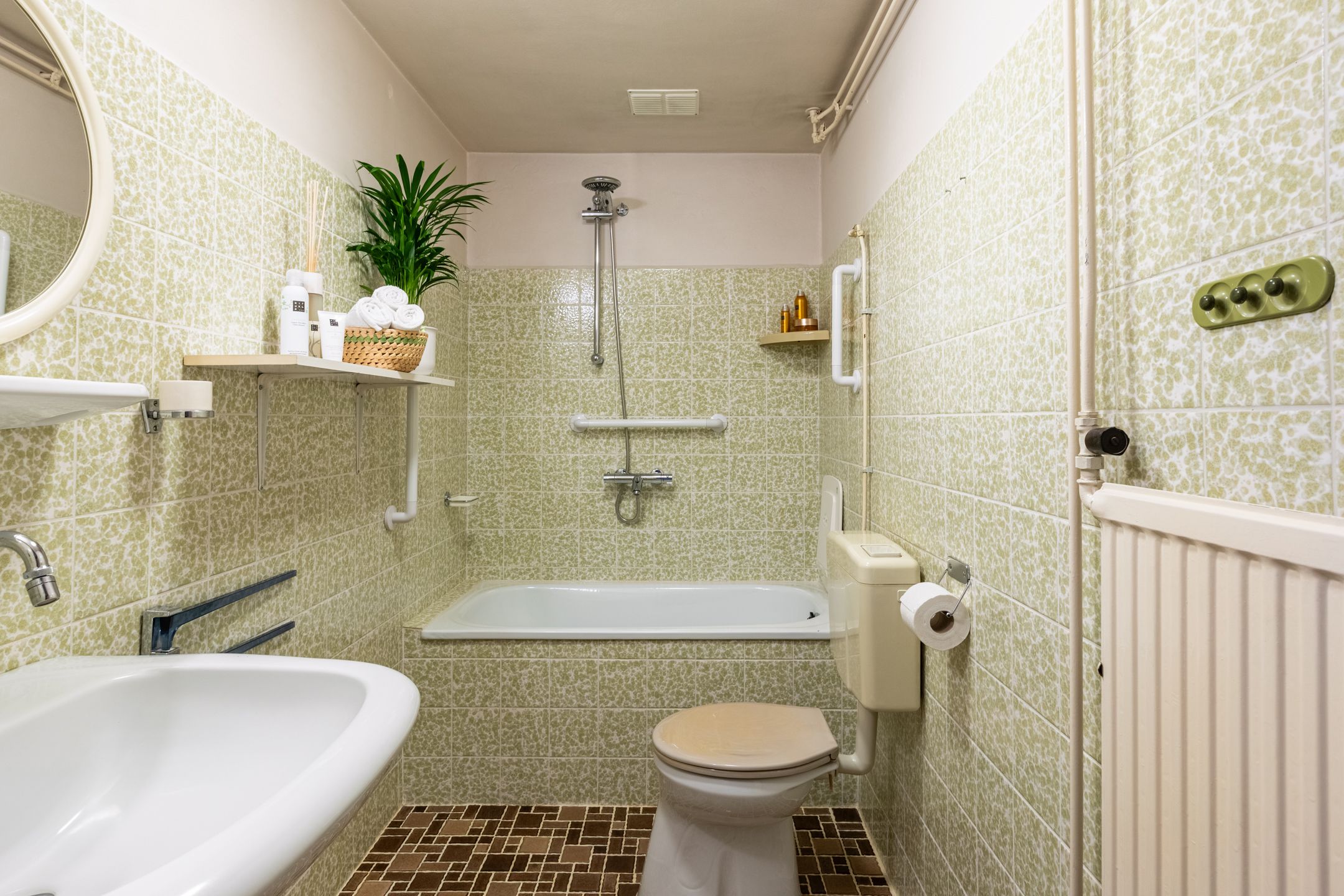 Foto 21 van Emmastraat 14-F