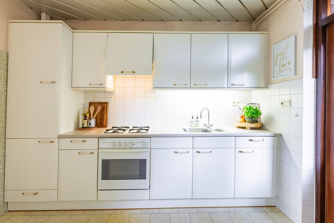 Photo 13 of Emmastraat 14-F