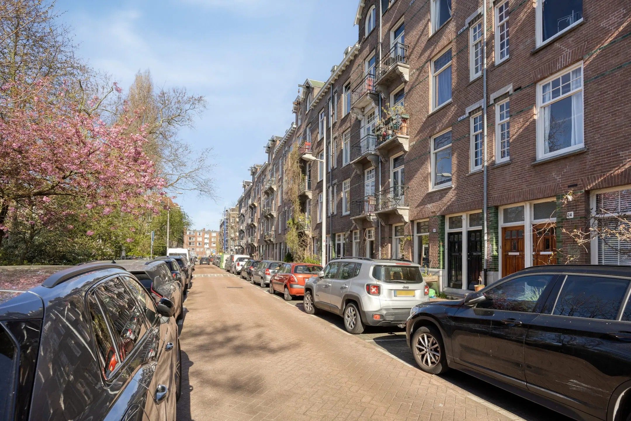 Photo 3 of J.J. Cremerplein 16-4