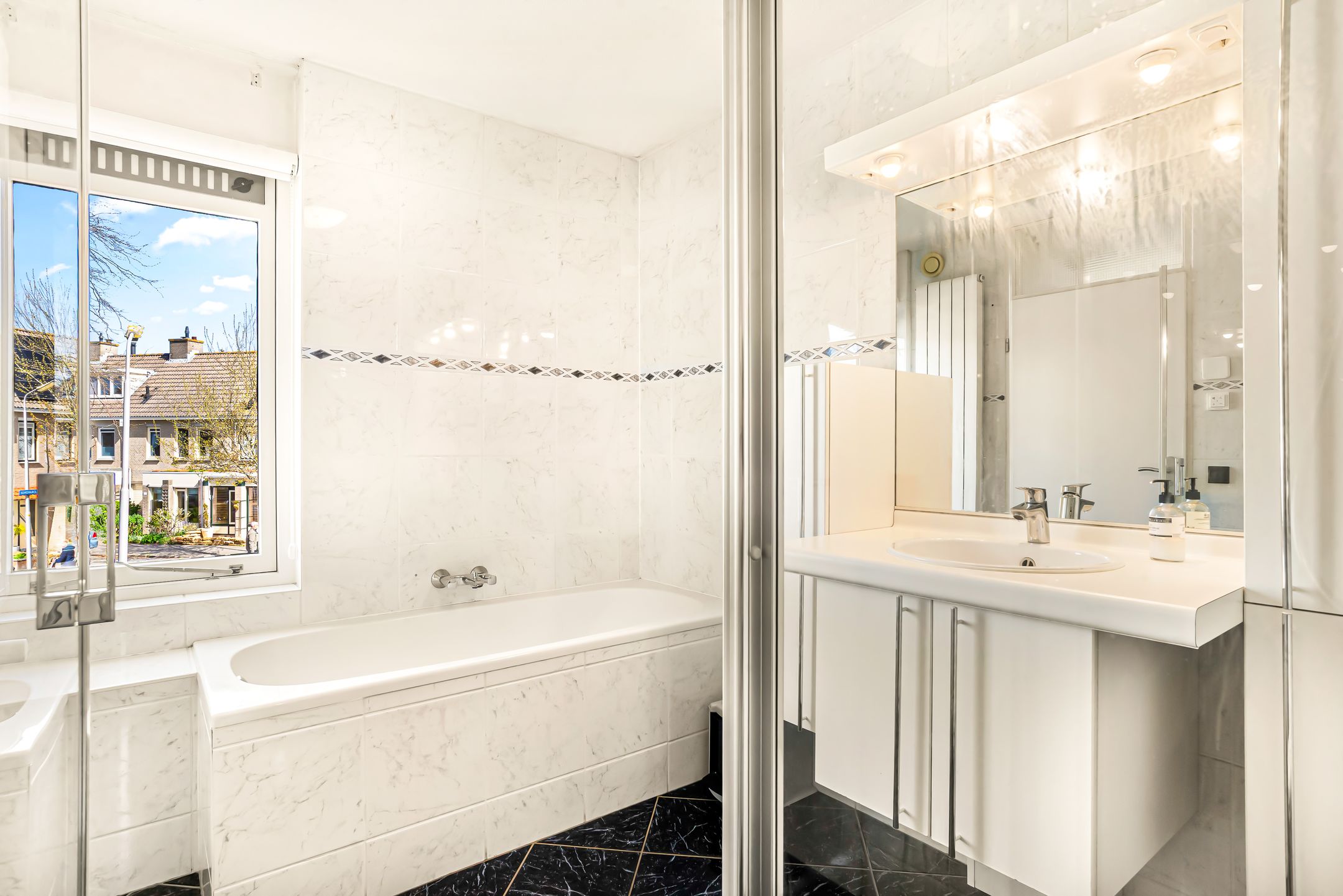 Foto 45 van Floraronde 13