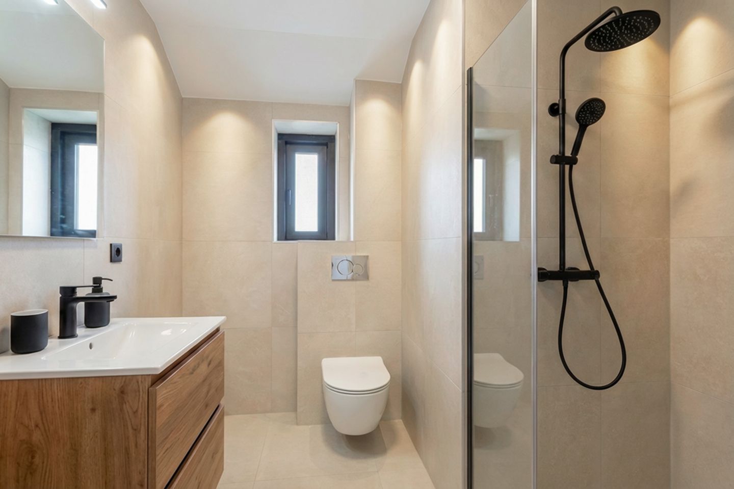 Foto 4 van Middelweg 51-C