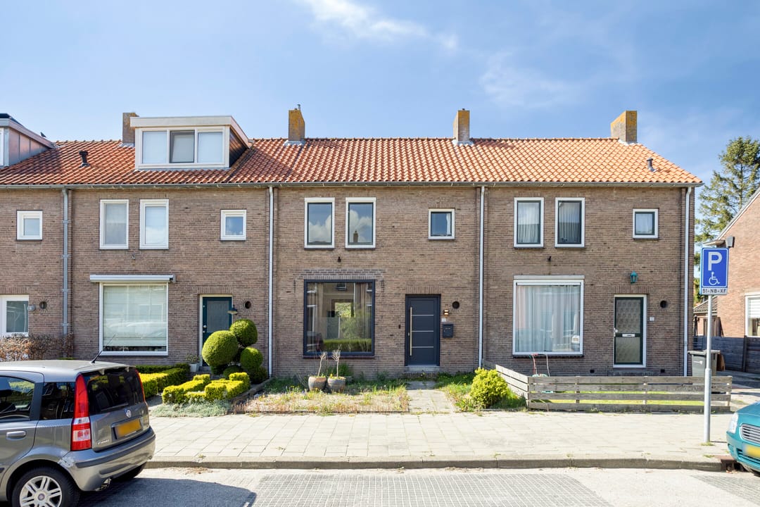 Foto 1 van Chrysanthenstraat 12