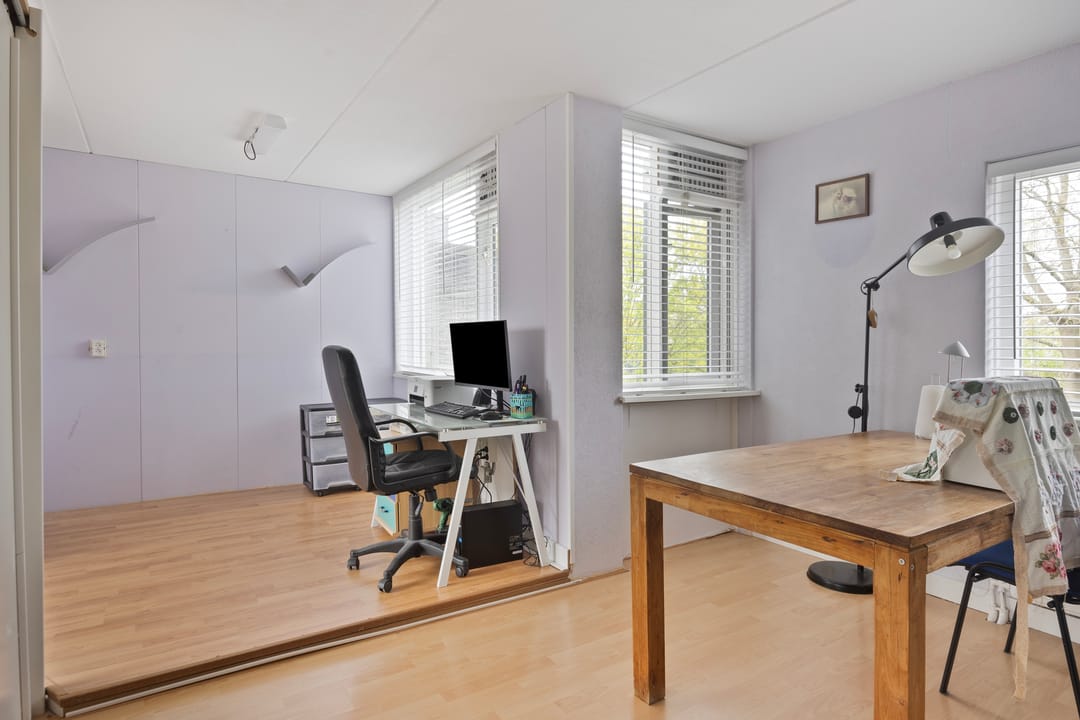 Spacious Energy-Efficient Family Home with Roof Terrace in Almere Faunabuurt — 26