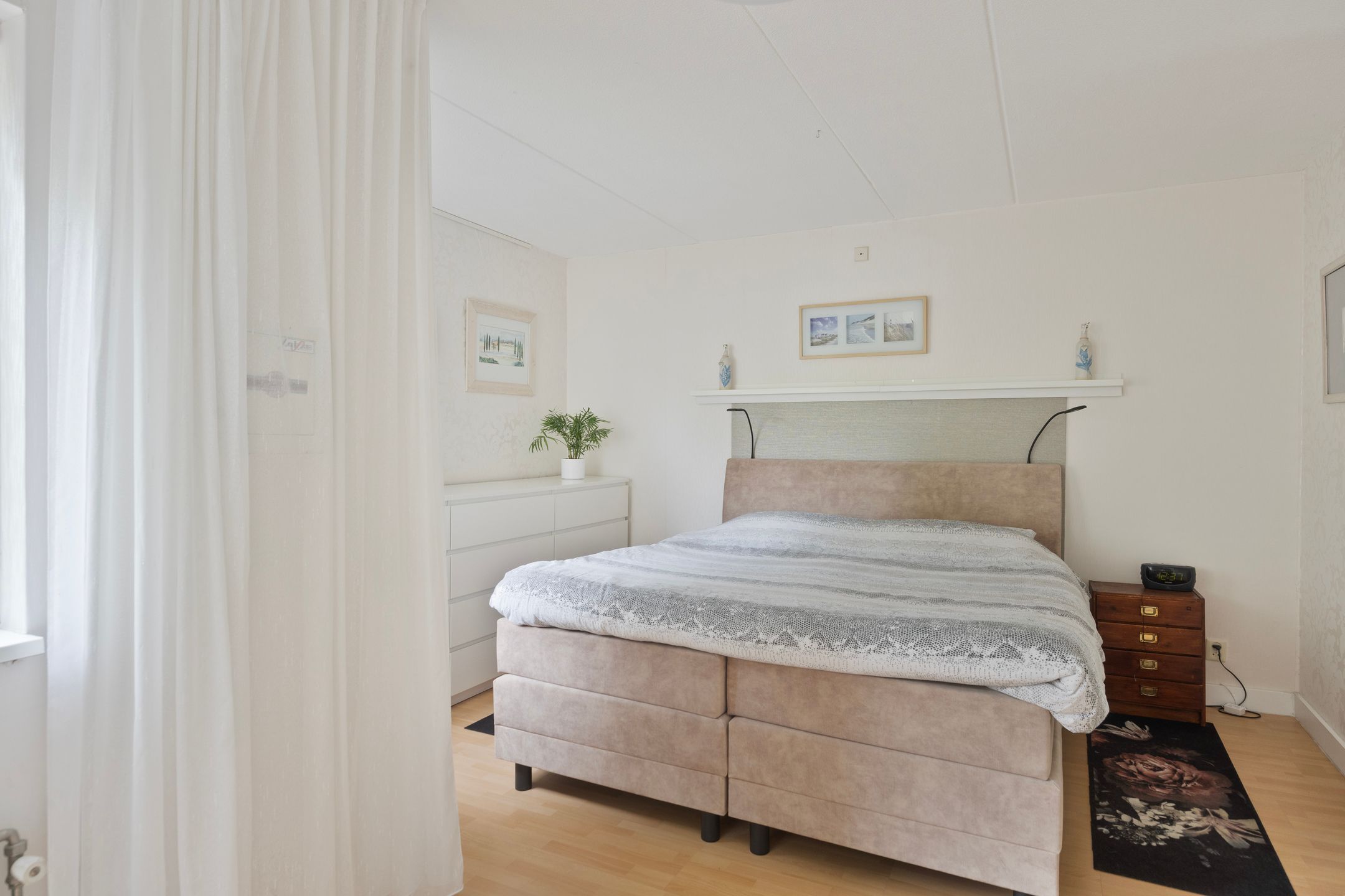 Spacious Energy-Efficient Family Home with Roof Terrace in Almere Faunabuurt — 15