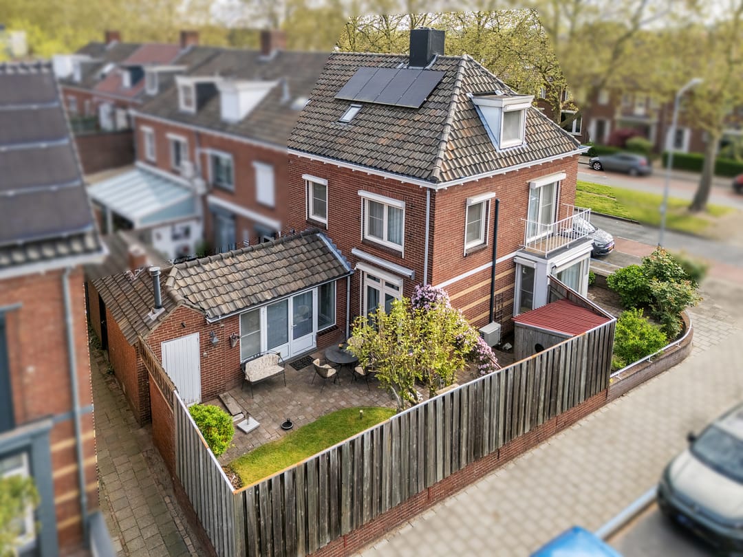 Foto 2 van Emmastraat 104