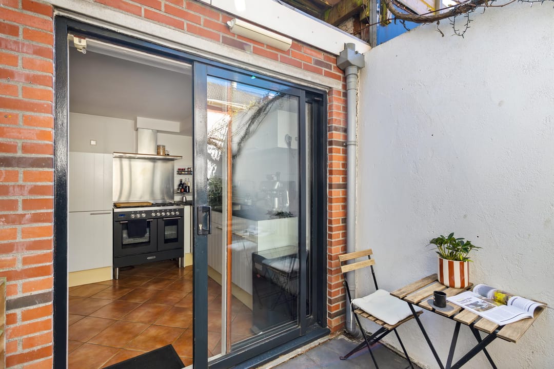 Foto 17 van Warmoesstraat 36