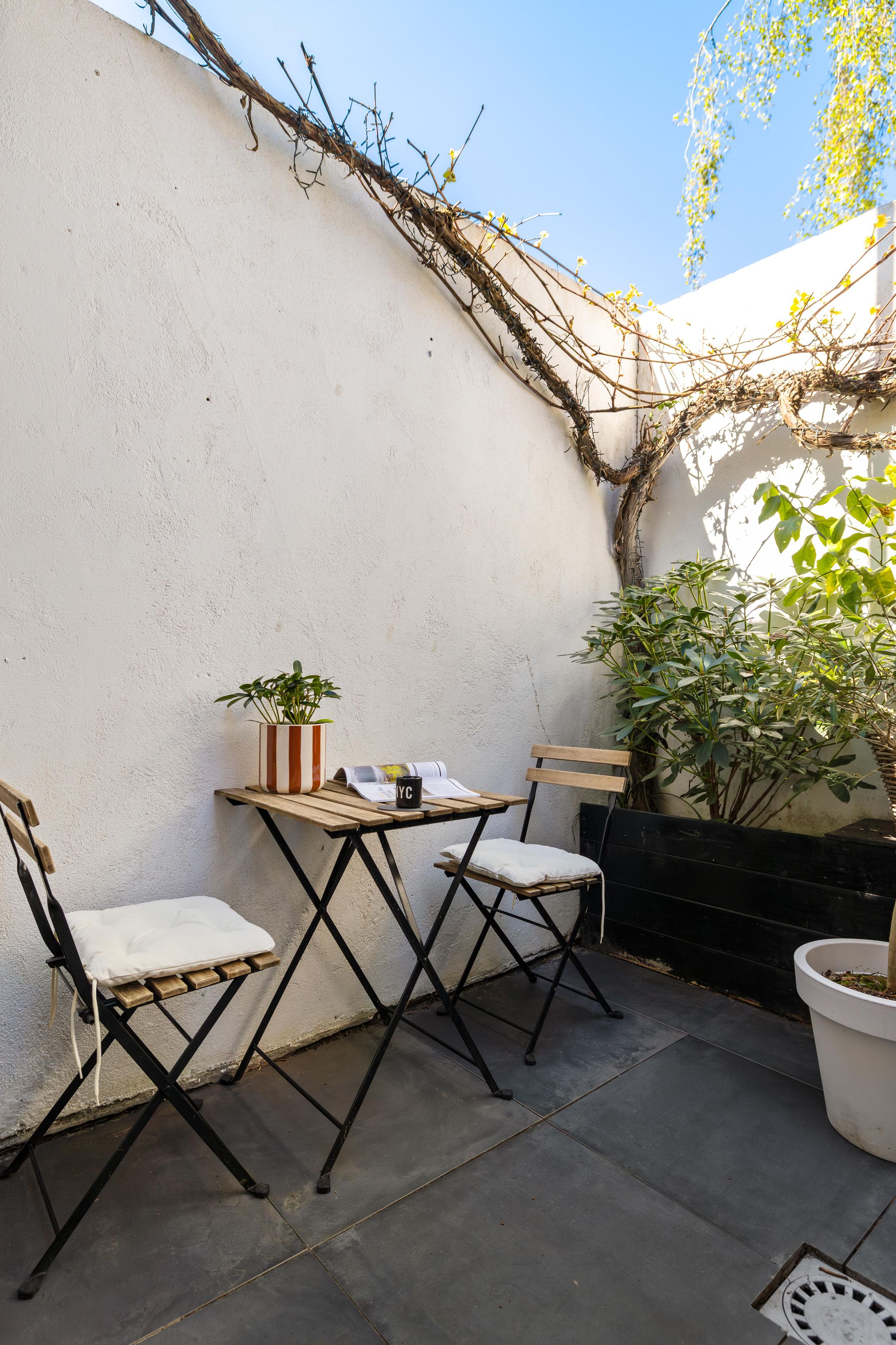 Foto 15 van Warmoesstraat 36