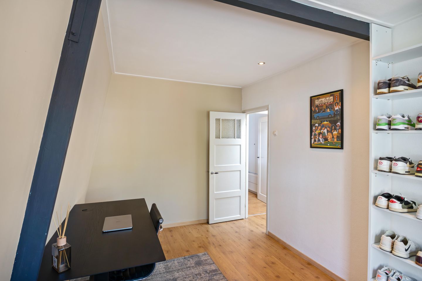 Foto 29 van Warmoesstraat 36