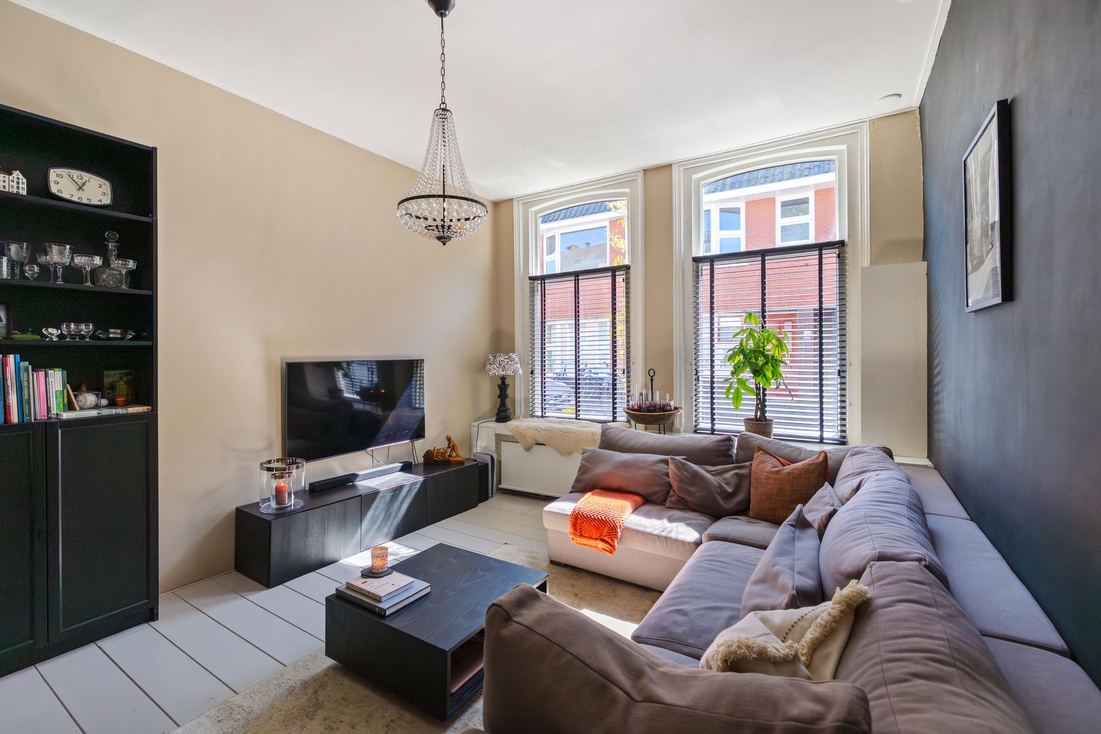 Foto 6 van Warmoesstraat 36