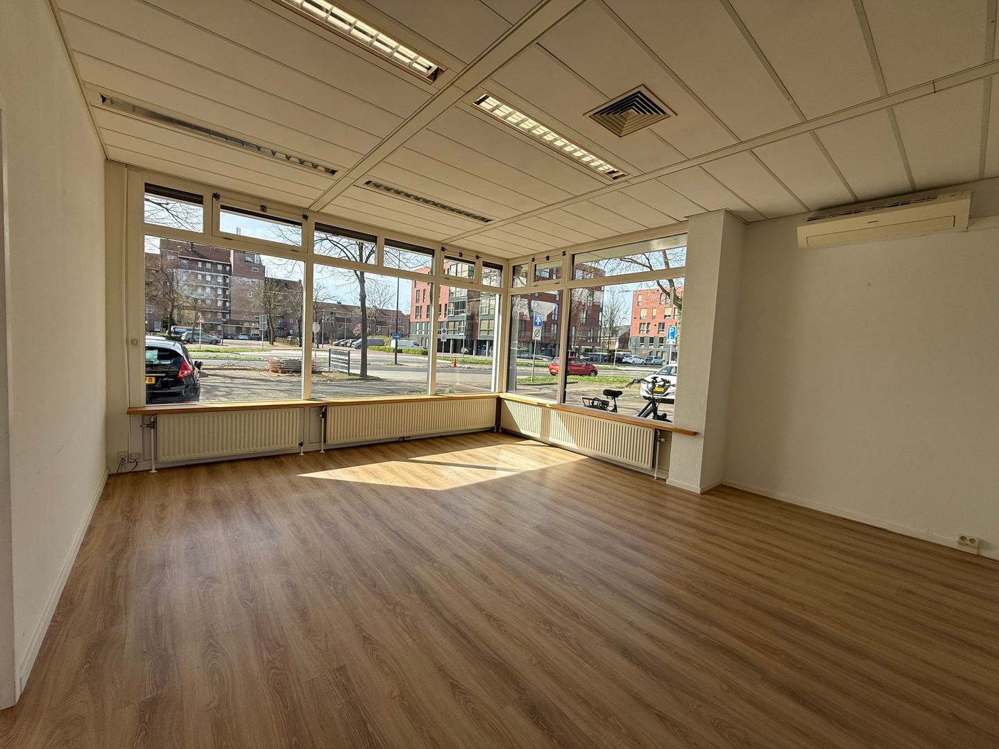 Bekijk foto 2 van Huizermaatweg 13