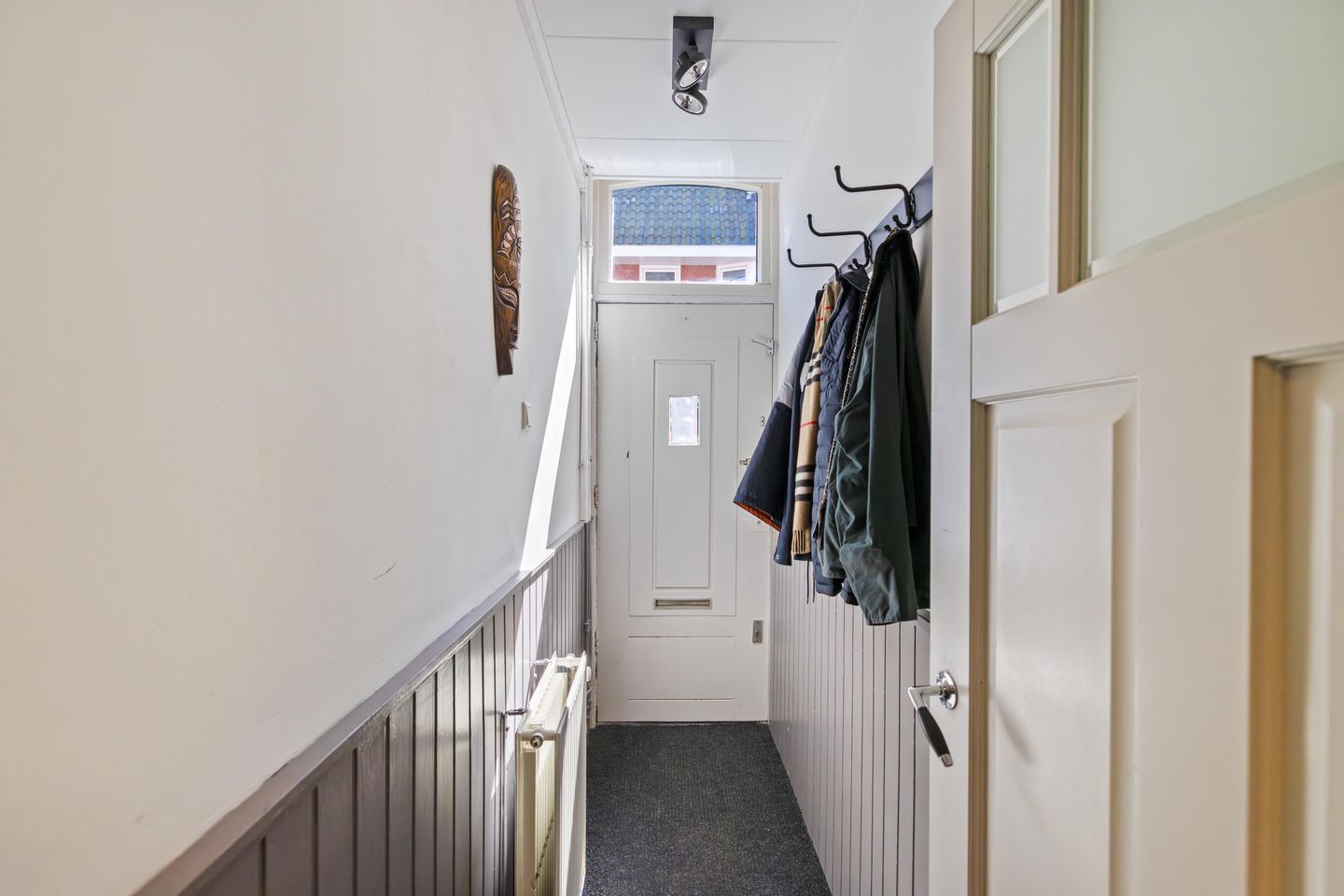 Foto 4 van Warmoesstraat 36