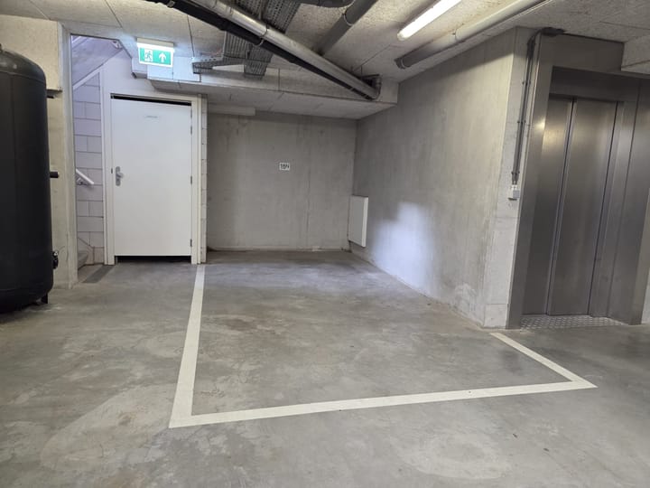 Photo 2 of Woestduinstraat 16 PP