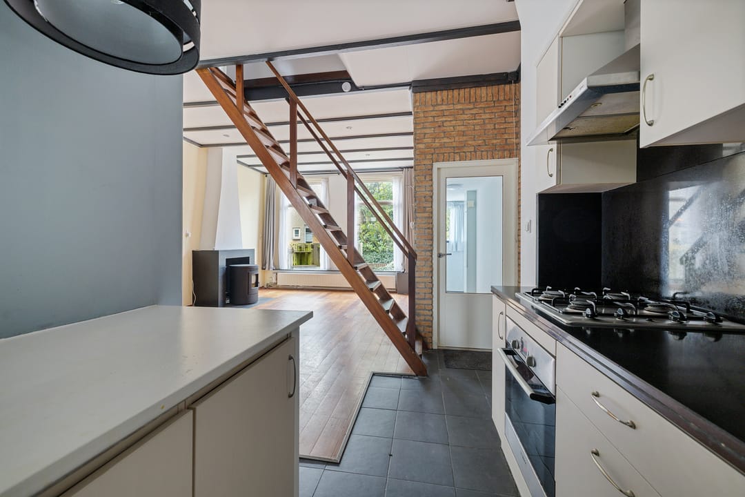 Photo 16 of Dokkumerstraat 1