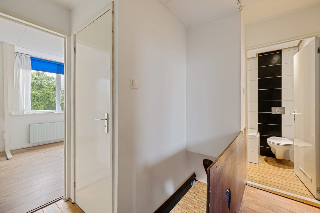 Photo 26 of Dokkumerstraat 1