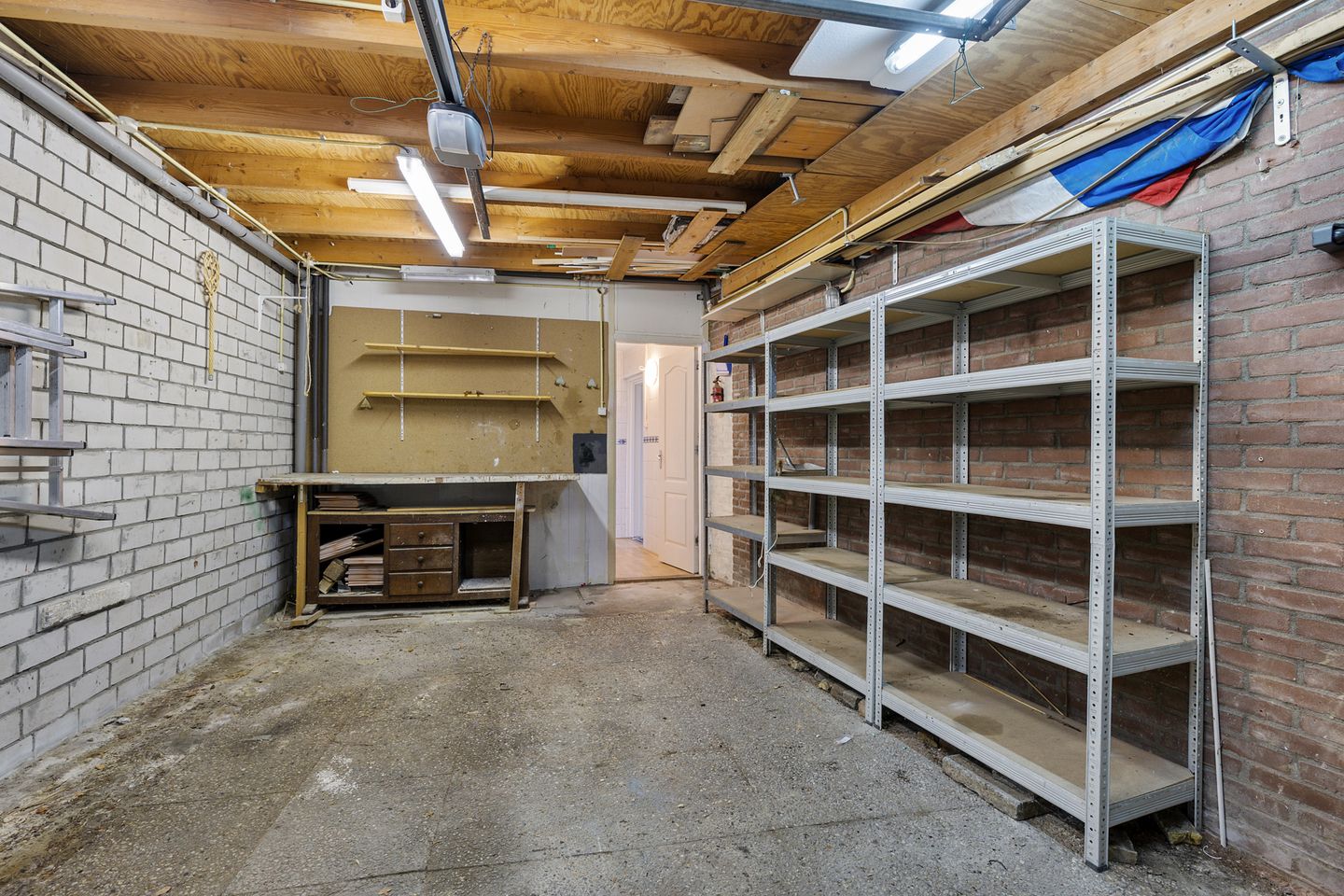 Photo 35 of Dokkumerstraat 1