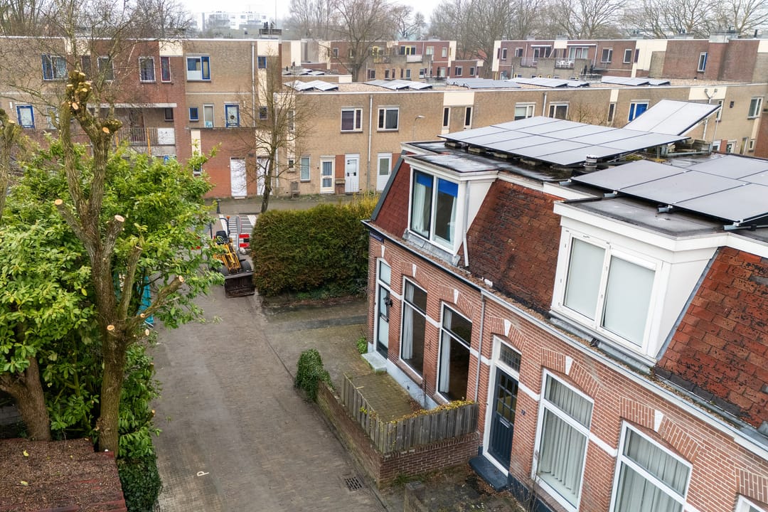 Photo 43 of Dokkumerstraat 1
