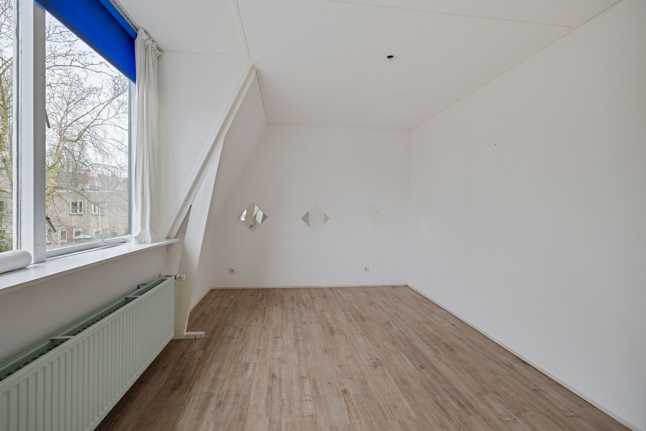 Photo 21 of Dokkumerstraat 1