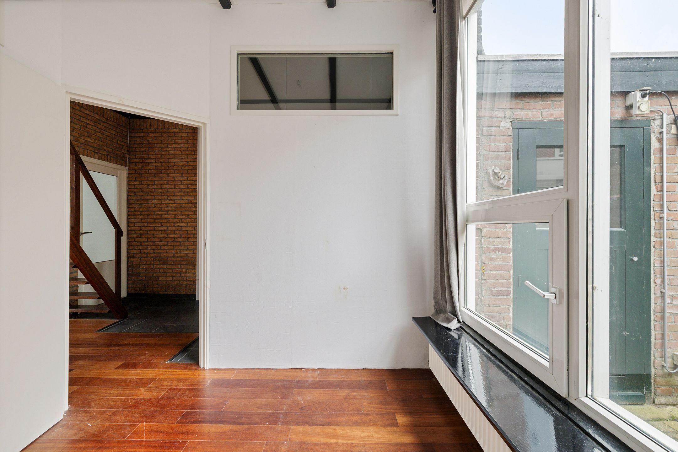 Photo 18 of Dokkumerstraat 1