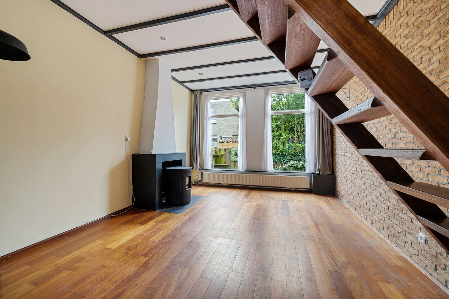 Photo 14 of Dokkumerstraat 1