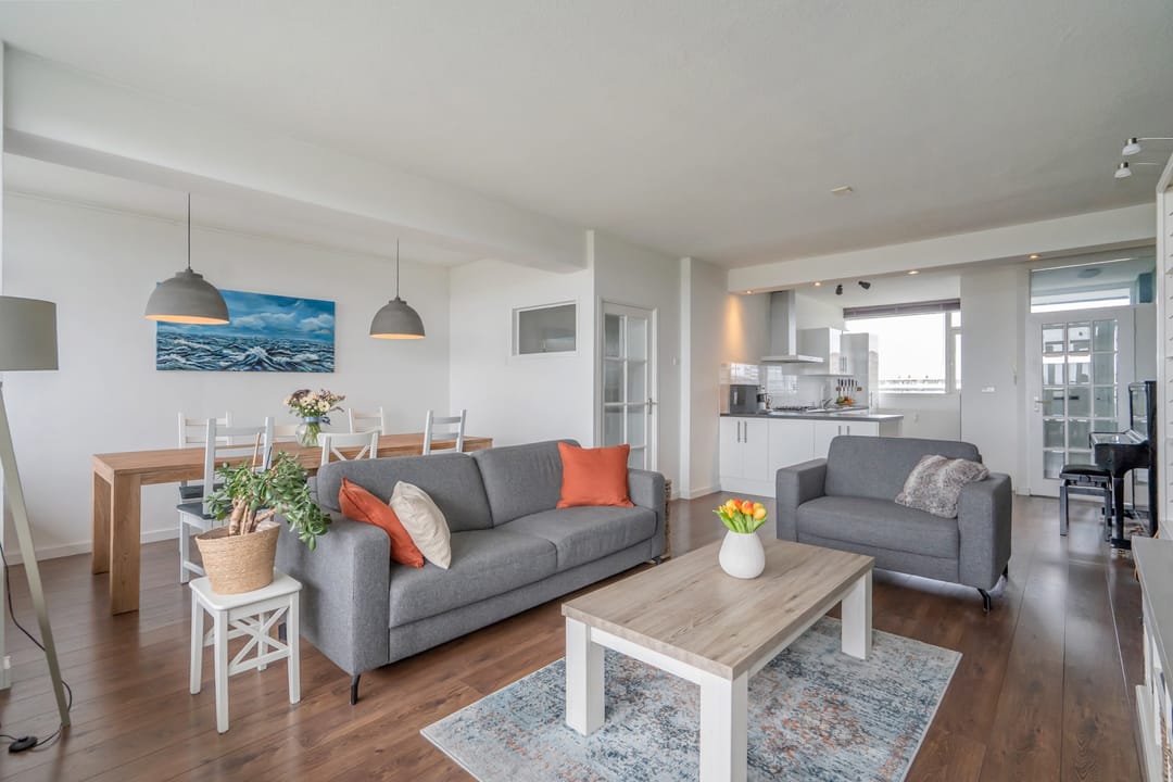 Foto 13 van Menno ter Braaklaan 263