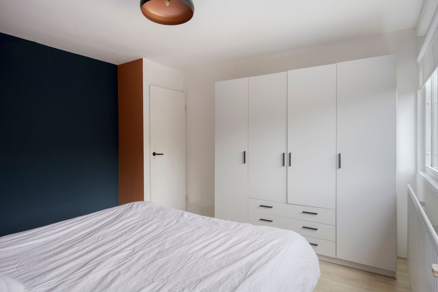 Spacious Family Home with 5 Bedrooms and Deep Southwest-Facing Garden — 19