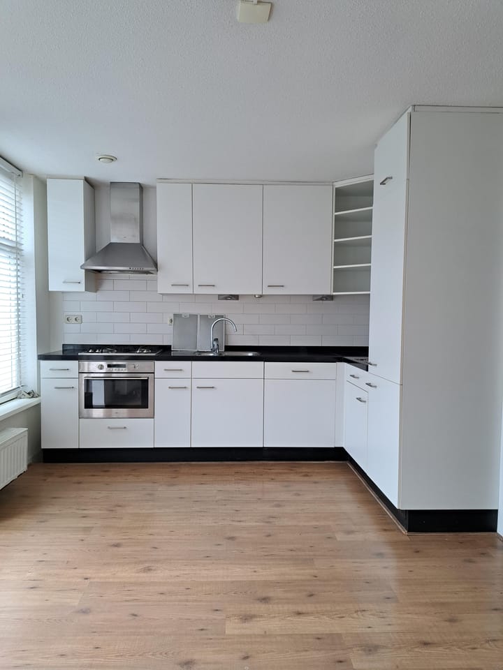 Photo 2 of De Wittenkade 55-D