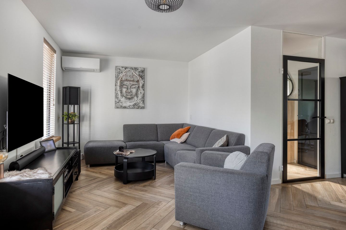 Photo 10 of de Donk 8