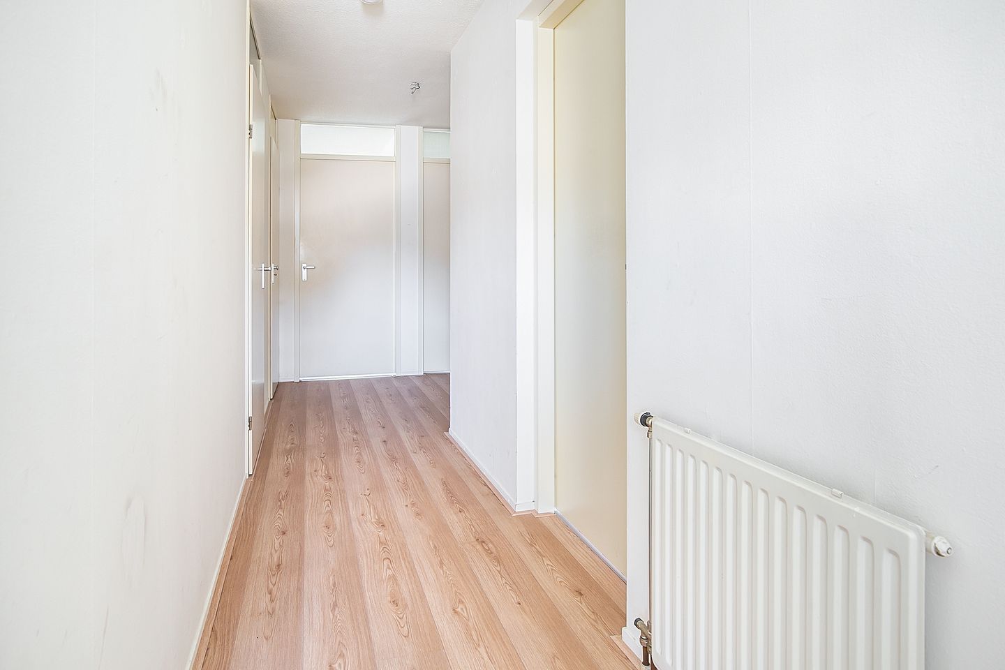 Well-maintained 3-room apartment in Apeldoorn center with parking — 19