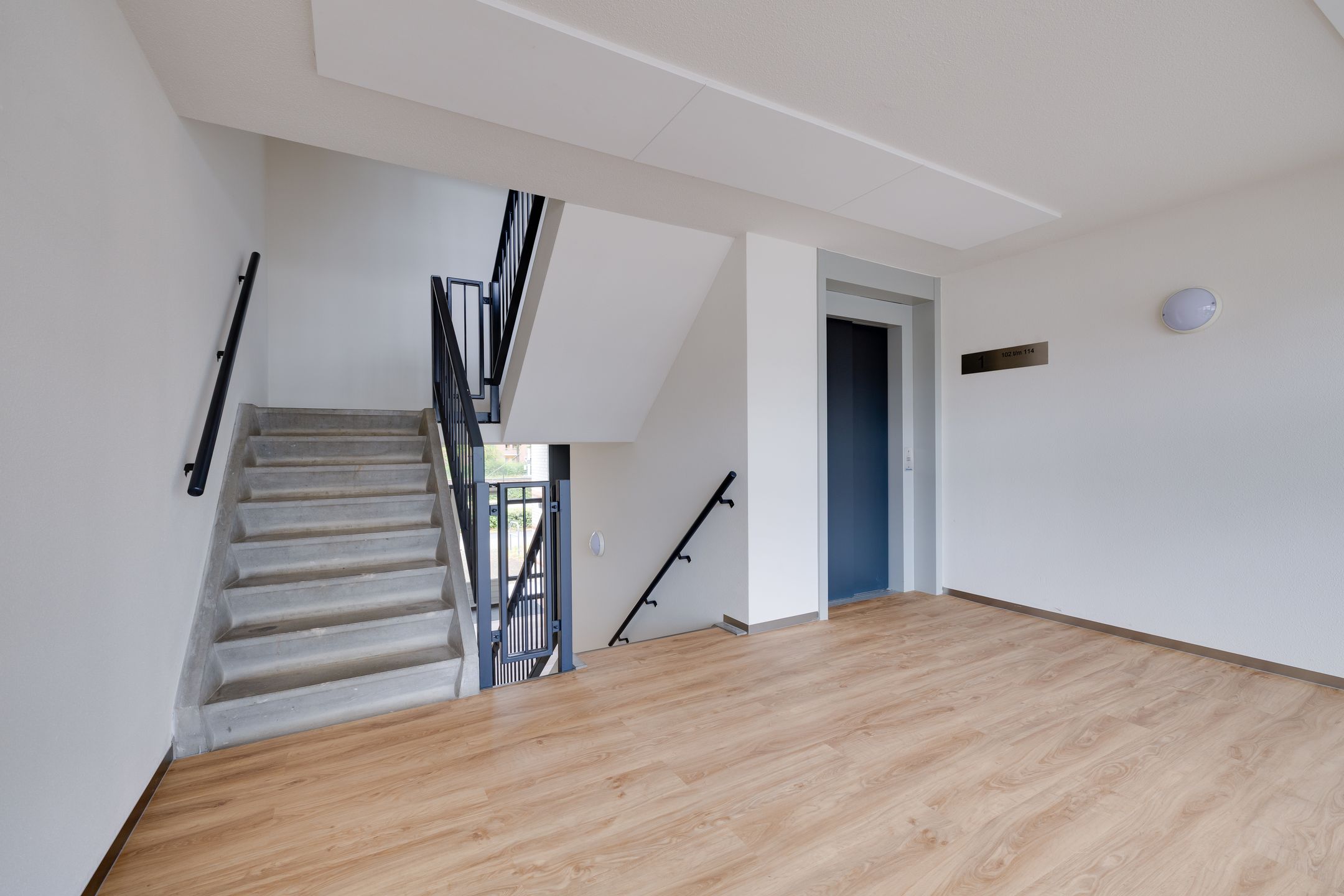 Well-maintained 3-room apartment in Apeldoorn center with parking — 21