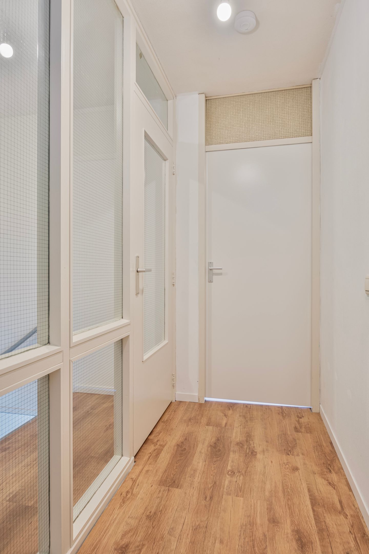 Photo 19 of Javastraat 85-A