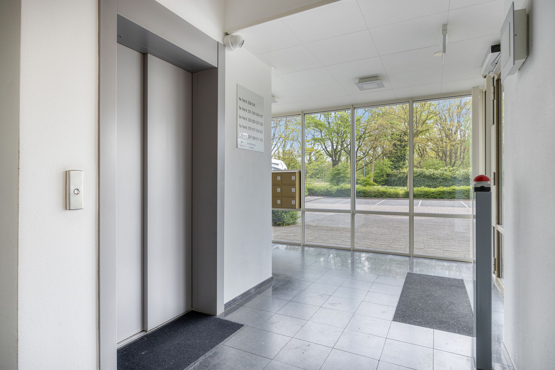 Foto 9 van Landkaartje 235