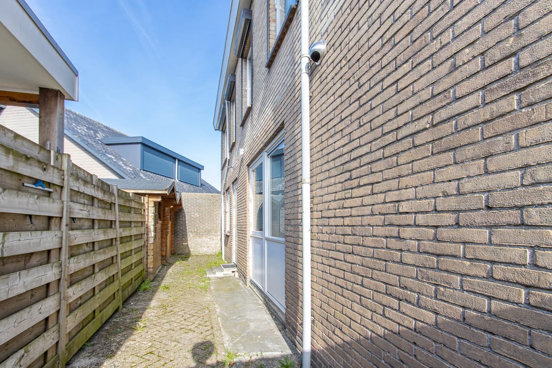 Photo 46 of Prins Bernhardlaan 1-B