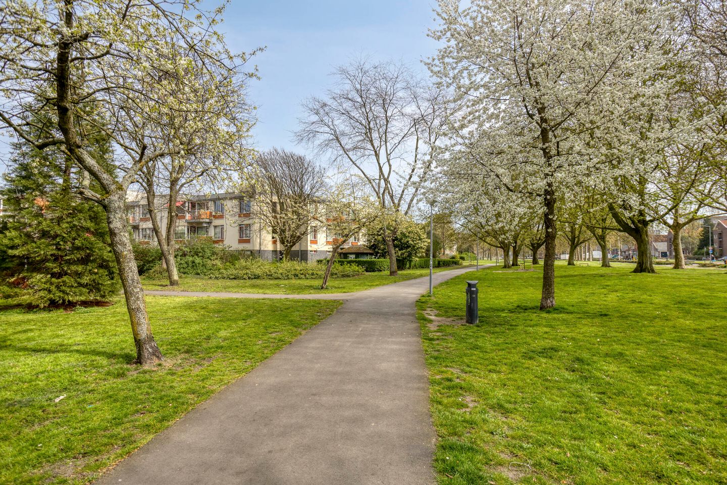 Foto 35 van Bernardus Gewinstraat 16-A