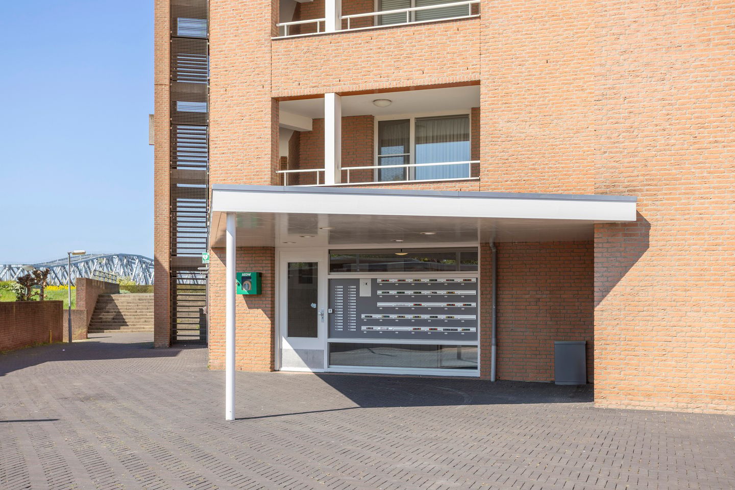 Photo 5 of Schout van Doernestraat 54